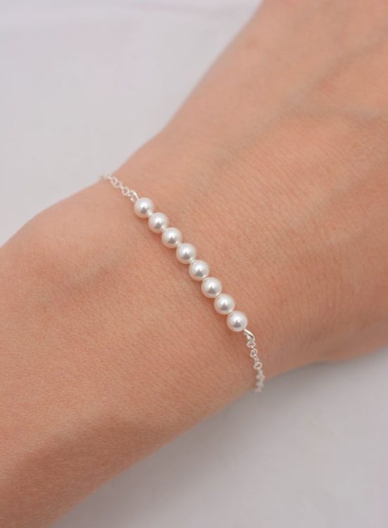 Elegant Pearl Chain Bracelet