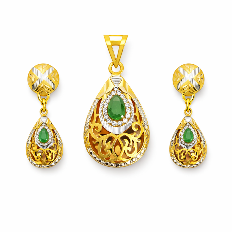 Emerald Teardrop Gold Pendant Set