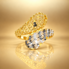 Floral Mesh Dual-Tone Gold Ring with Diamond-Cut Texture