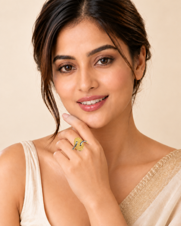 PCTMIX045 Elegant Floral Dual-Tone Gold Ring with Diamond-Cut Finish